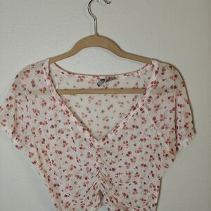 Sky & Sparrow Pink Floral Ruched Blouse